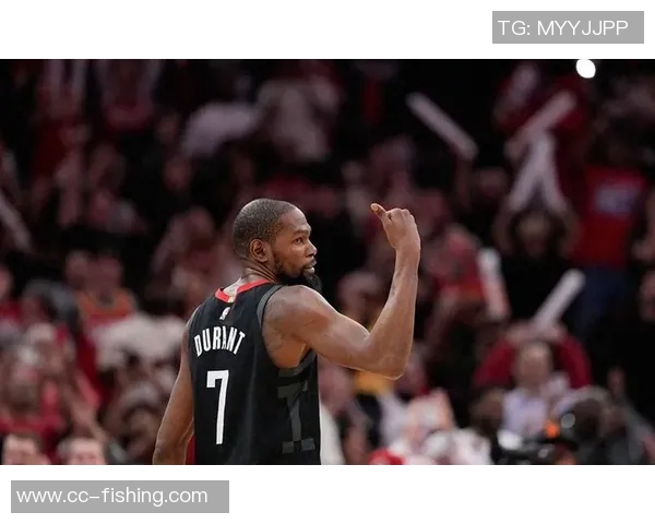 尊重与荣耀开拓者主场为杜兰特热烈鼓掌KD深情回馈致敬