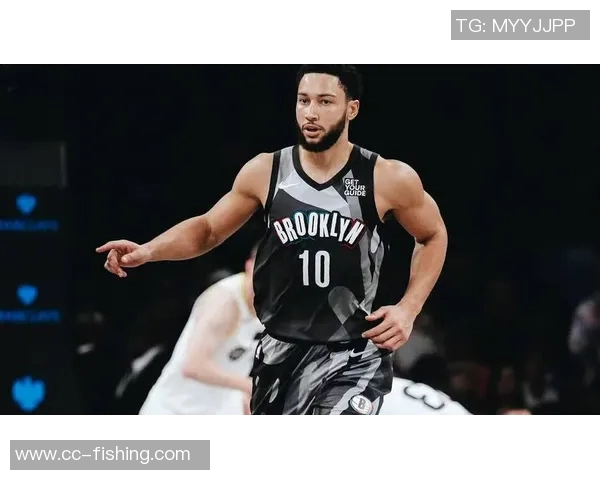 西蒙斯关键时刻爆发五记三分助力球队拿下21分4篮板5助攻2抢断